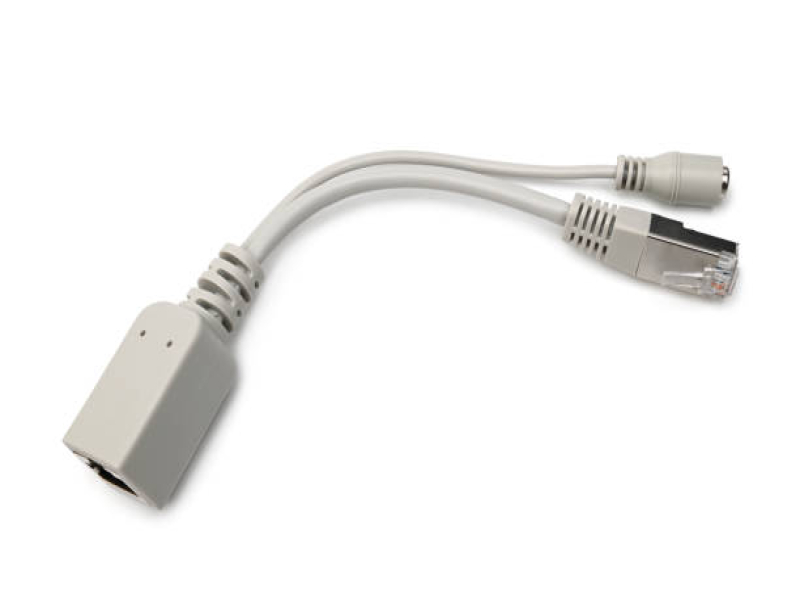نقش POE Splitter (پاور اوور اترنت اسپلیتر) در نصب دوربین مداربسته در مازندران